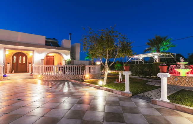 Fontana Holiday Home - Photo 40