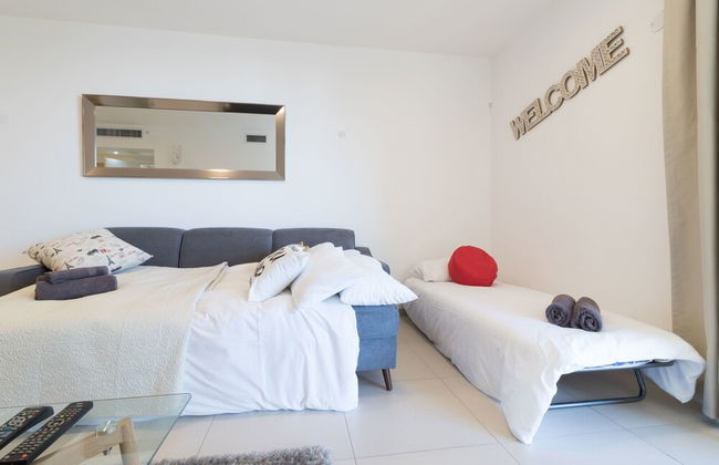 The Haneviim Court - Isrentals - Foto 72