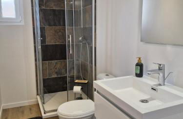 Le Zénith - 3 chambres, 3 salles de bain - 8 pers max - Local à vélos - Réservation à la chambre possible - Foto 17