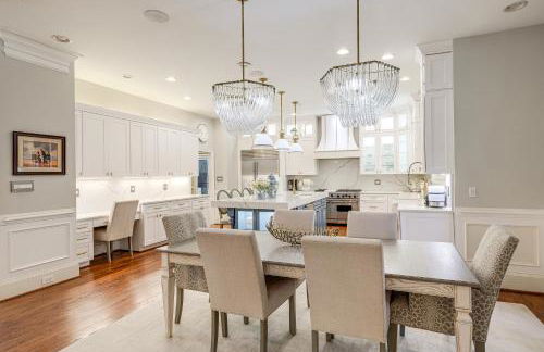 Game Rooms and Gym! Luxe Great Falls Estate - Foto 9