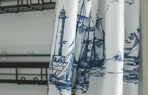 Modern, Quiet and Charming Downtown Apartment - Foto 9