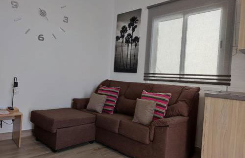 CASA PIRÁMIDE 2. Terraza WiFi y Parking Privado - Foto 8