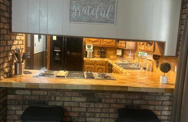 Waterfront Home in Killian - Foto 17