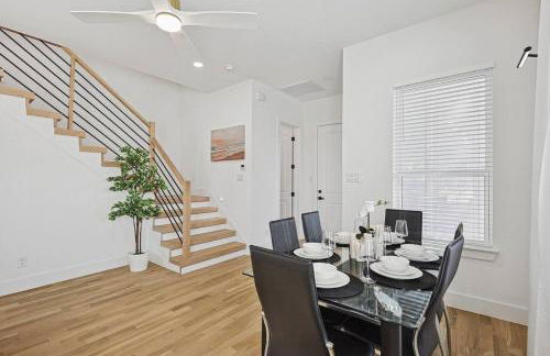 Upscale Group Getaway Sleeps 25 Downtown Dallas - Foto 47