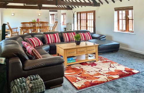 Rowdecroft Farm Cottage - Photo 11