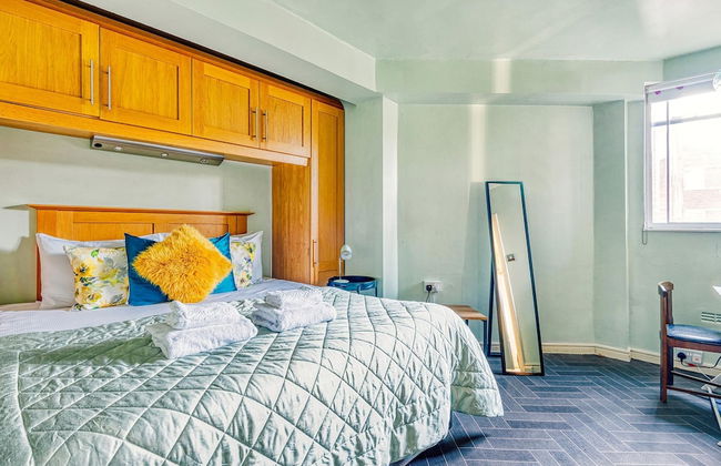 Warm and Welcoming Home in Putney by Underthedoormat - Foto 13