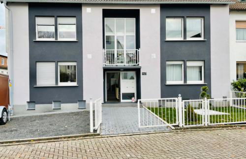 Bei Daniel am Dortmunder Flughafen - Foto 1