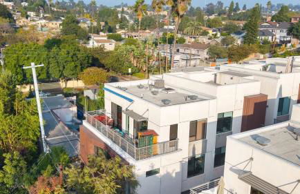 Silverlake Sunset Treehouse • Art-Filled Escape w Jacuzzi Sauna AvantStay - Foto 42