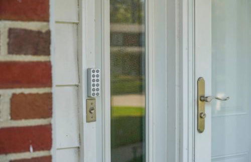 4BR/2.5BA Home boasting 2400sqft and Eat-in KTN - Foto 7