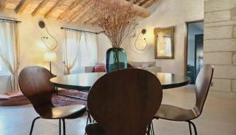 Douceur Uzétienne Appartement de Caractère Climatisé - Foto 4