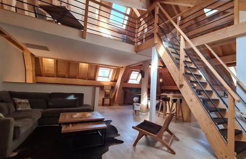 Les Suites du Monetier, alliant le charme et l'authenticité d'un chalet de prestige au cœur du village - Photo 1