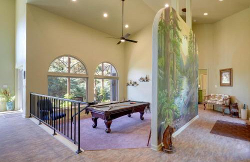 On McKenzie River! Home with Scenic Sunroom - Foto 8