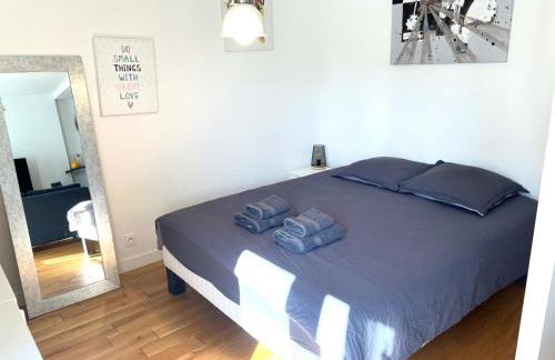 Cosy Appartement - 200m de Paris - Foto 2