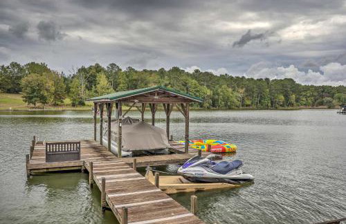 Waterfront Greenwood Getaway with Deck and Grill! - Foto 20