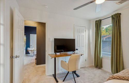 Cypress 5 Bedroom Retreat with Hot Tub, Firepit and Game Tables! Pet Friendly - Foto 16