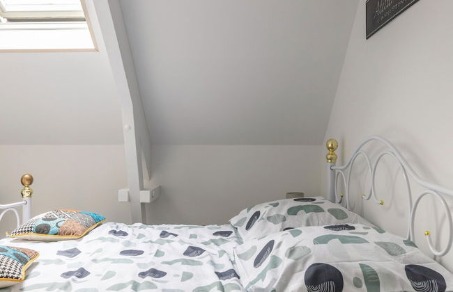 Sunlit Garden Escape Normandy - Foto 4