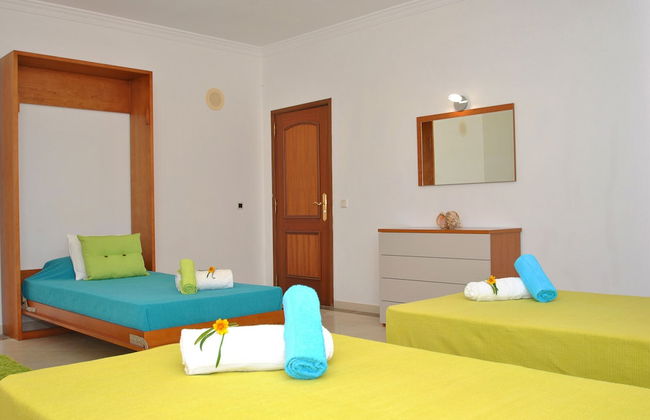 Villa Nespereira - Photo 24