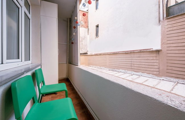 Modern Spacious Flat w Balcony 5 min to Taksim - Foto 12