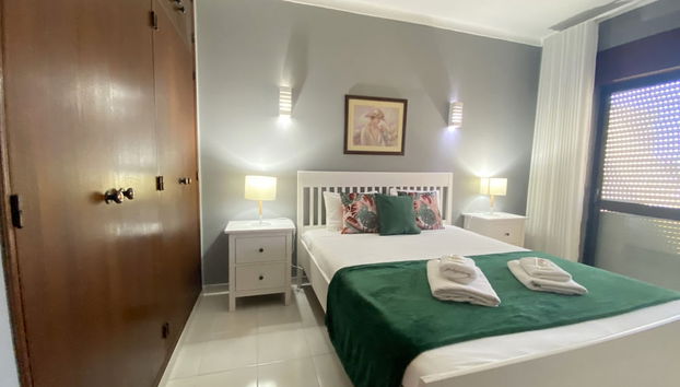 Albufeira Central 8 by Homing - Foto 2, Habitación