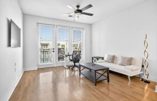Comfy and Stylish1BD Close to Raymond James - Foto 24