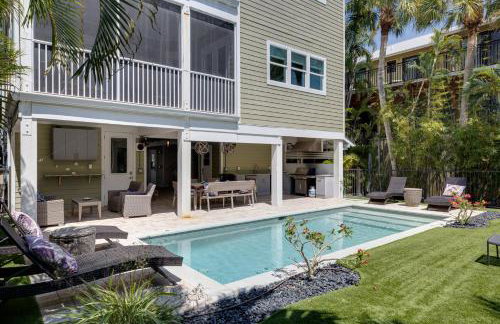 Sea U Soon - Premier 4 Bedroom Villa with Heated Pool - Photo 29