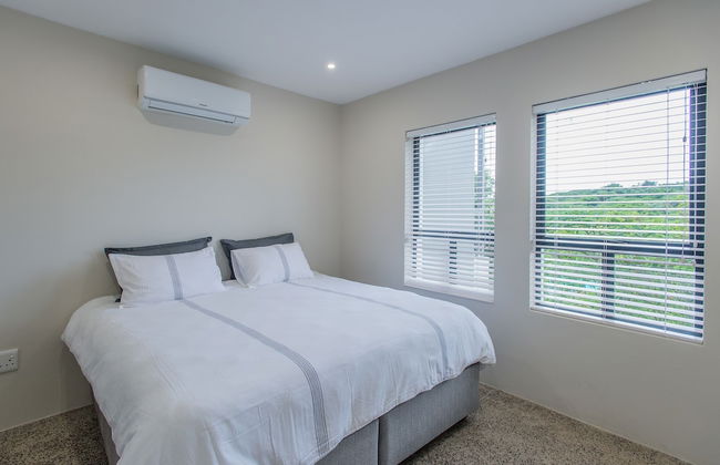 Apartments on The Eighteenth - Photo 6