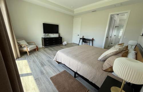 Naples Getaway by Beaches & Pickleball Courts - Photo 6