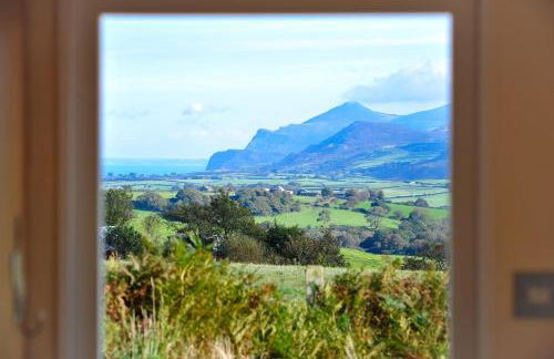 3 Bed in Dinas oc-lazyno - Photo 5