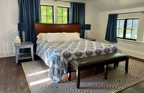 Historic Bulldog Bungalow - Foto 78