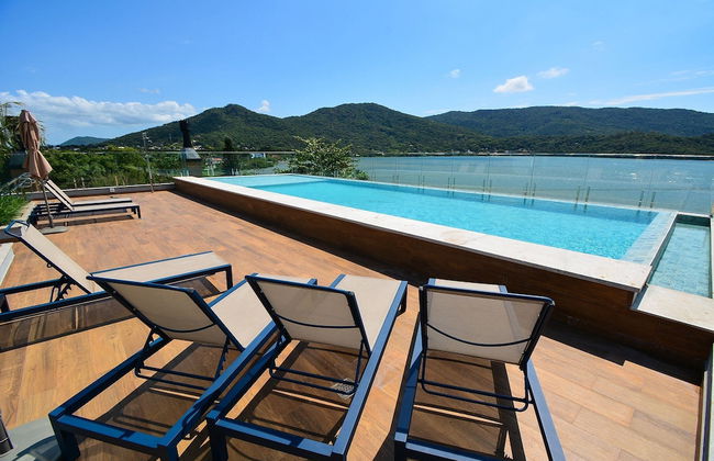 Sunset Lagoa - Photo 1