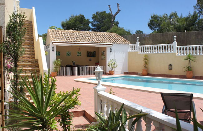 Villa Castillo Nuevo - Foto 1