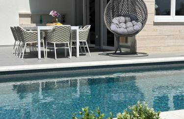 Luxury apartment Black Pearl Beluga with private Pool and Jacuzzi - Photo 51