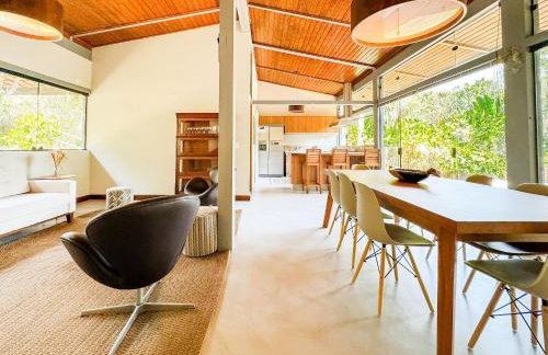 Casa térrea de alto padrão com piscina e cozinha de cinema na Granja Viana - Foto 26