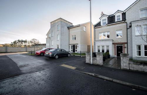 Orange Apartments Polmuir Gardens Only 7 minutes to City Centre - Foto 6
