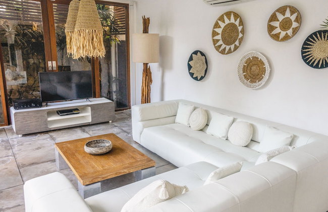 AB Villa & Apartments - Photo 25