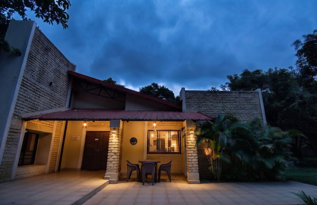 Tiki Farms – Polynesian Boutique Resort, Karjat - Foto 79
