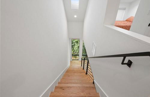 Modern Luxury in the Heart of Austin 3BR 3BA with Huge Balcony - Foto 19