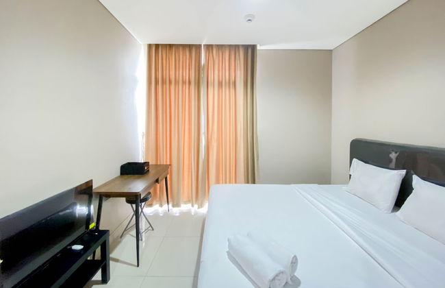 Cozy And Minimalist Studio Room Ciputra International Apartment - Photo 3