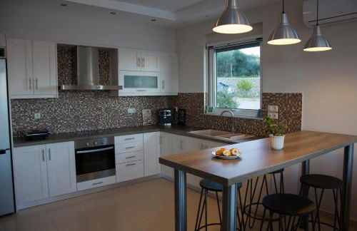 Loggos view apartments - Photo 11