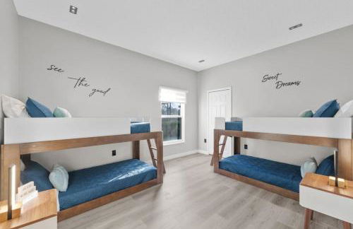 Vacation Sunset Home with Private Pool and Grill 5390 - Photo 28