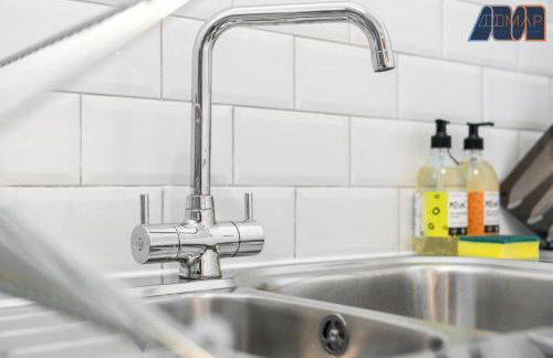 2 Bed Flat With Parking Sleeps 4 in Fife - Foto 22