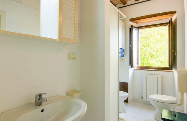 Spacious Holiday Home With Swimming Pool - Foto 22