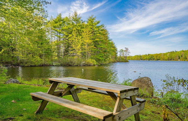 Waterfront w/ Kayak's, Sup's and Ping Pong Table! - Photo 41