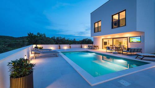 Villa Kurnatari - Photo 2