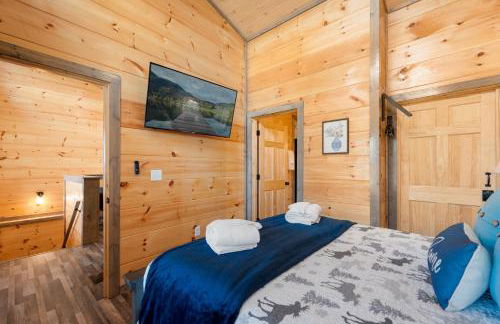 Family or couple retreat next to Downtown, Dollywood & Smoky Mountains! - Foto 14