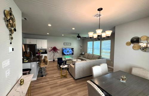 The Modern and Stylish Hangout Hub by LSU - CB1022 - Foto 3