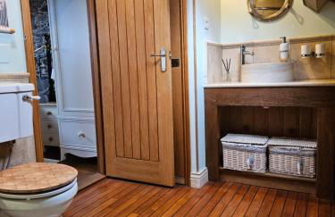 Rose by the sea - Beach front sea views - Foto 14