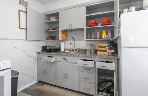 Modern Garden 1BR | Laundry + Pets OK | Quiet - Foto 5