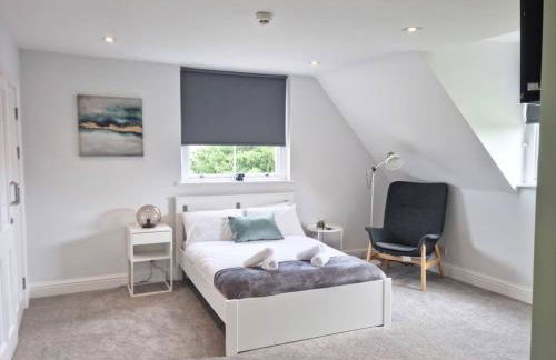 Hyland Apartment by CityNest - Foto 27