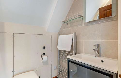 5 Bed in Cheltenham oc-94643 - Photo 20